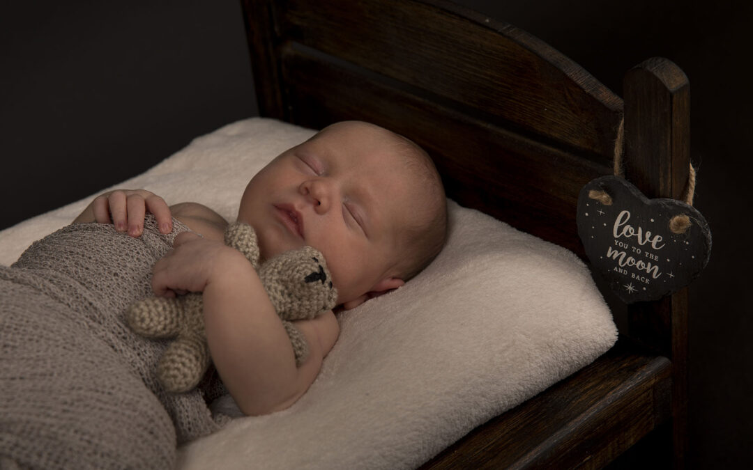 Newborn Photography Pontypridd - newborn Cardiff - Helen J Rose Photography - Ashley Evans (58)