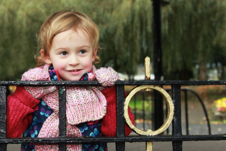 Autumn photo shoot Wales. Helen J Rose - Pontypridd Photographer. Photo shoot South Wales. Family photographer South Wales. Autumn photo shoot Wales. Helen J Rose - Pontypridd Photographer. Photo shoot South Wales. Family photographer South Wales.