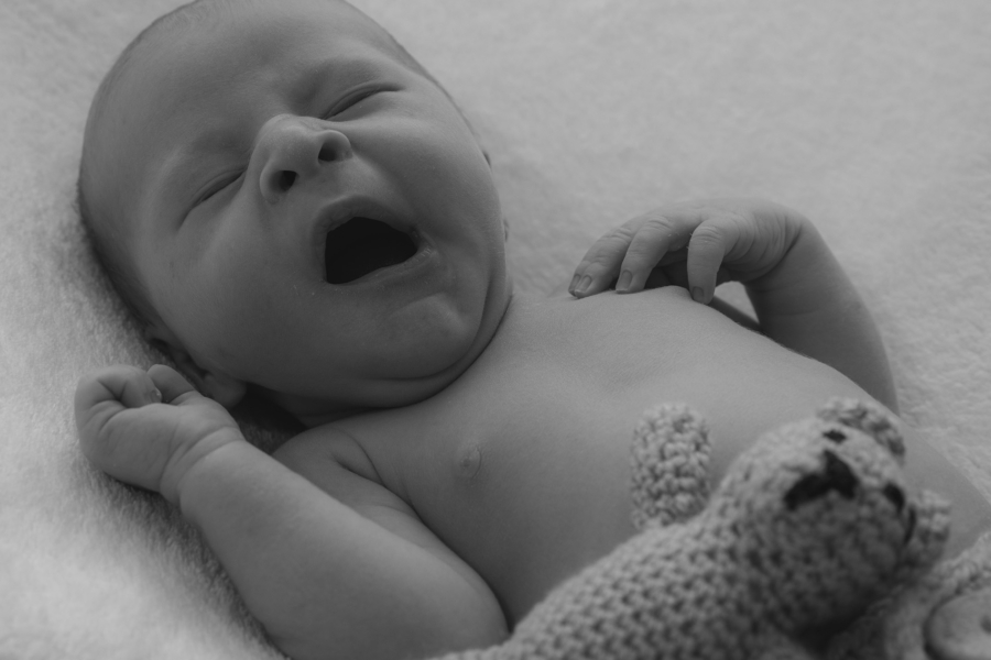 Helen J Rose Photography - pontypridd newborn photographer. South wales newborn photographer. Newborn photo shoots south Wales. Newborn photography - Helen J Rose Photography. Black and white baby portraits