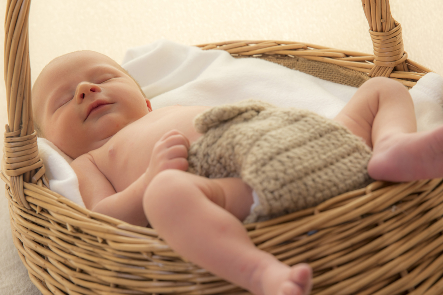 Helen J Rose photography - pontypridd newborn photographer. South wales newborn photographer. Newborn photo shoots South Wales. - Sara V (54) Helen J Rose photography - pontypridd newborn photographer. Newborn photographer wales. Newborn photo shoots South Wales.