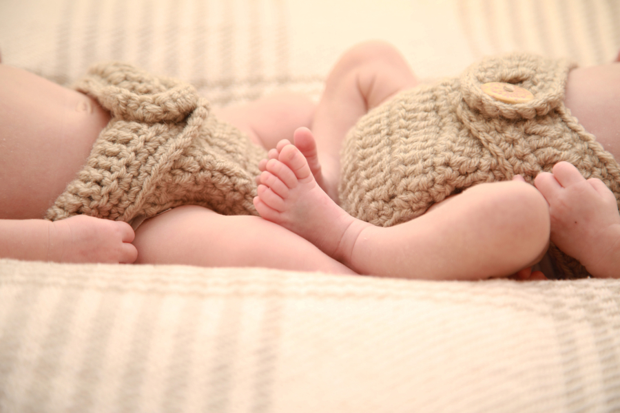 Helen J Rose Photography - baby and newborn photographer Pontypridd. South wales newborn photographer. Newborn photo shoots south Wales. Newborn photographer wales - Helen J Rose Photography. Baby photography South Wales.